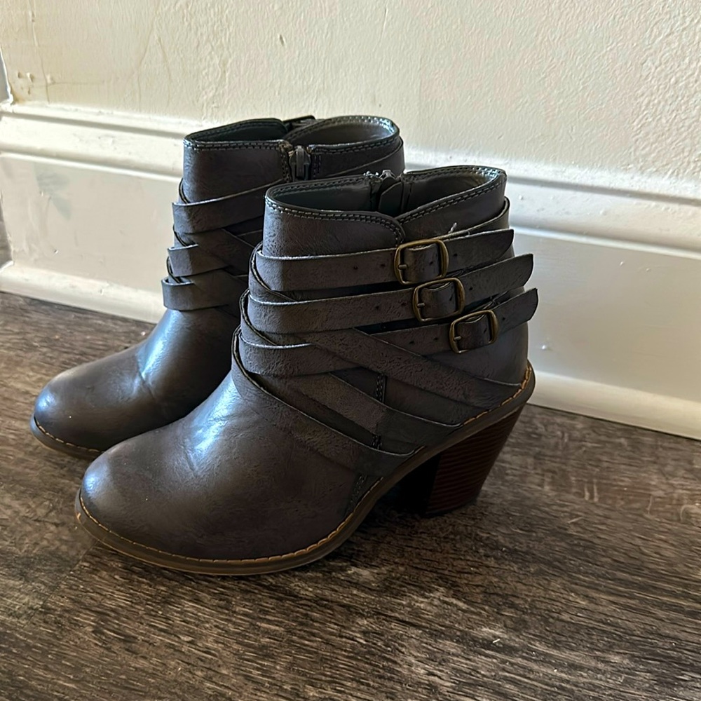 Strappy Booties! Journee collection